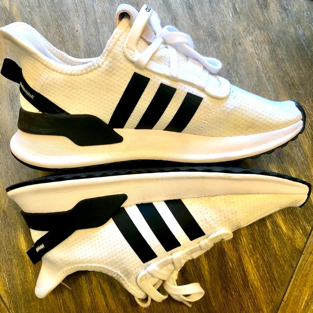 Adidas Sneaker